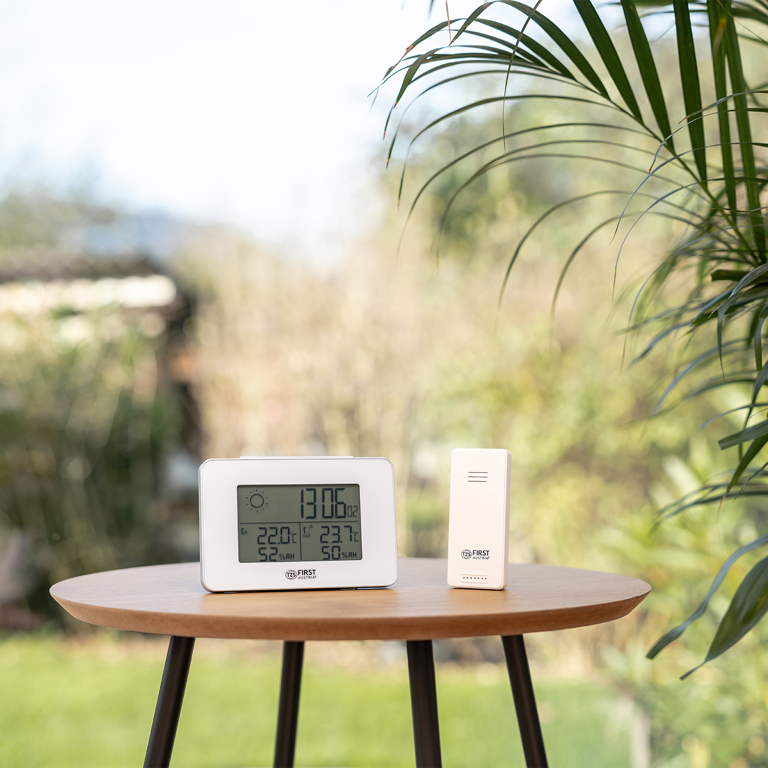TZS First Austria weather station with outdoor sensor