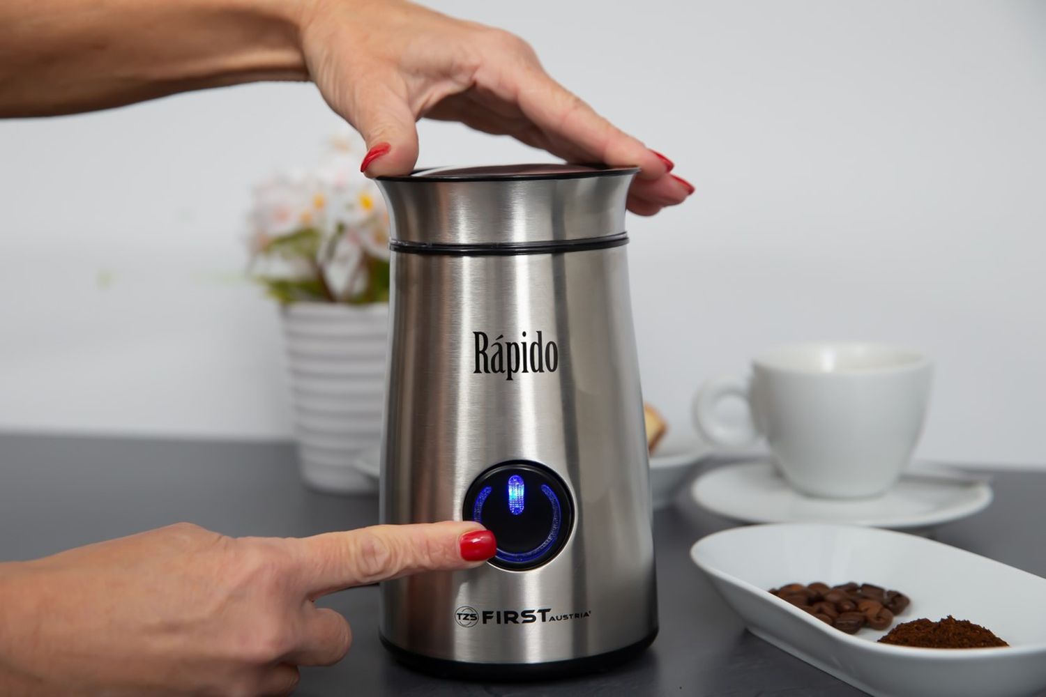 Coffee grinder 150W | stainless steel